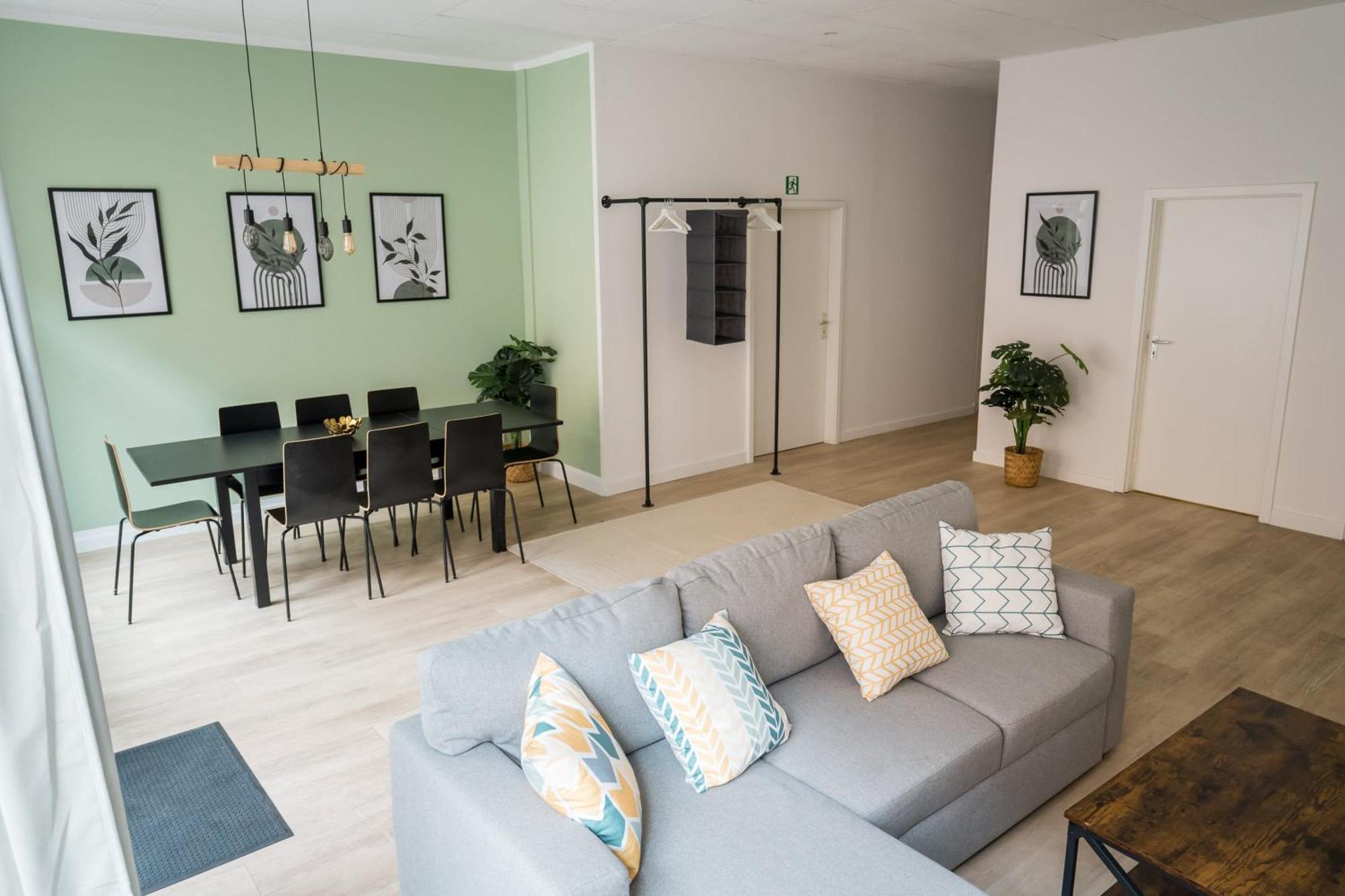 Spacious Family Apartment With 2 Bedrooms Берлин Экстерьер фото